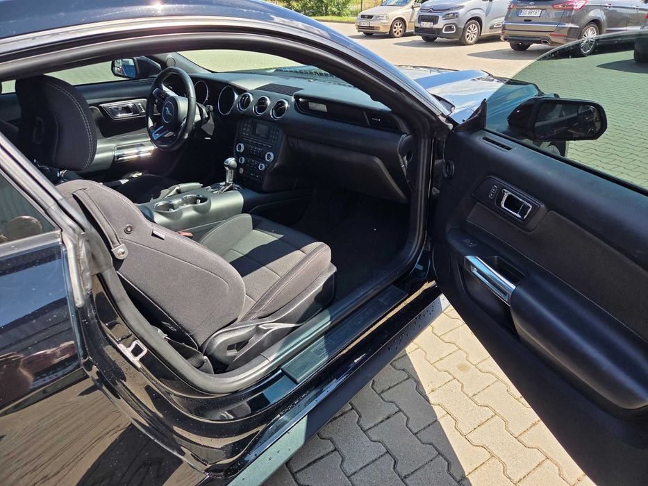 Ford Mustang 2017r, silnik 3,7l 305KM niski przebieg, stan idealny