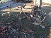Vende-se bicicleta de dois lugares