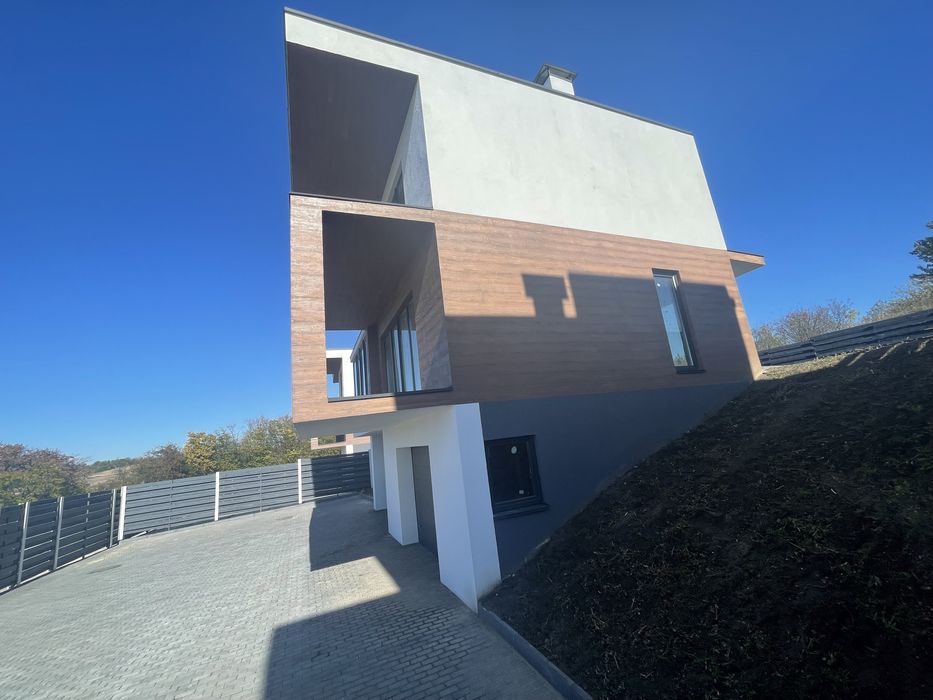 Дом Лесники