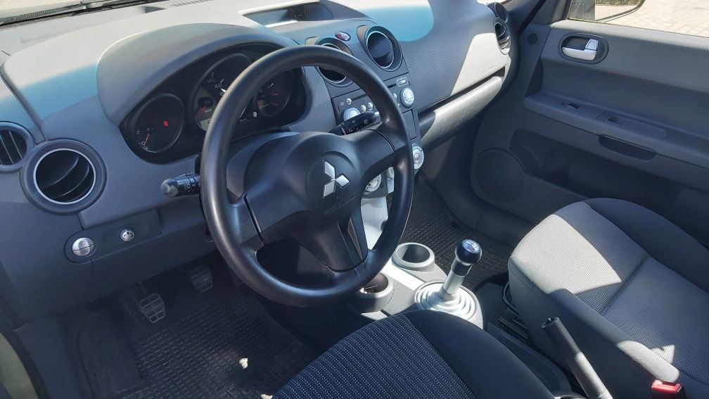 Mitsubishi colt 1.3 przebieg 120 tys