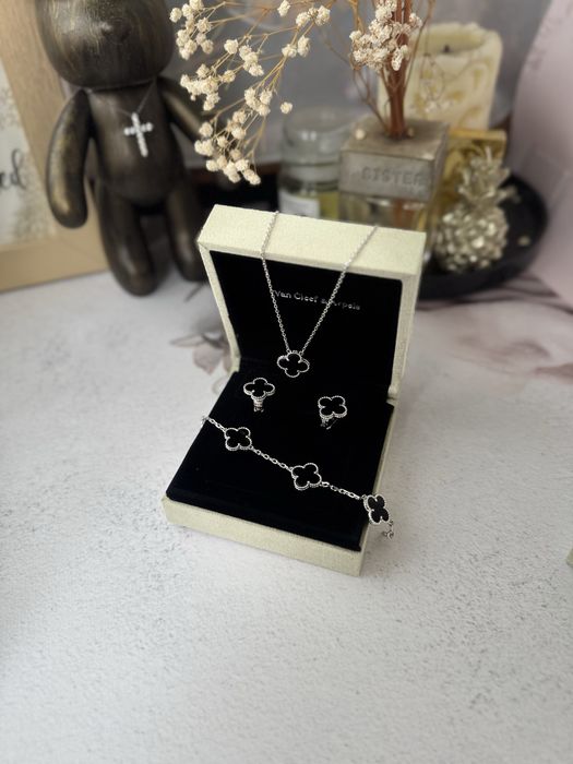 Сет в стилі Van cleef, набір ван кліф (сережки, підвіска, браслет)