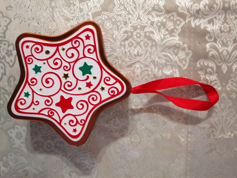 Подарочная коробка на ёлку.