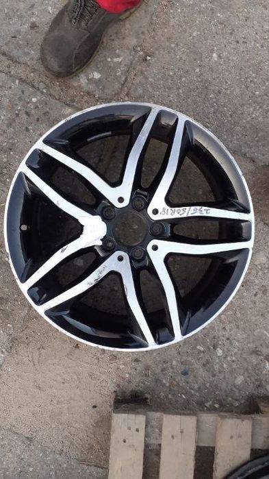 Aluminiowa felga Mercedes W156 7Jx18 et46