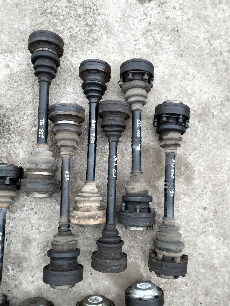 Піввісі, півосі, привода, ШРУСи, BMW е28, е34, е32, е39, е38, е46, е36