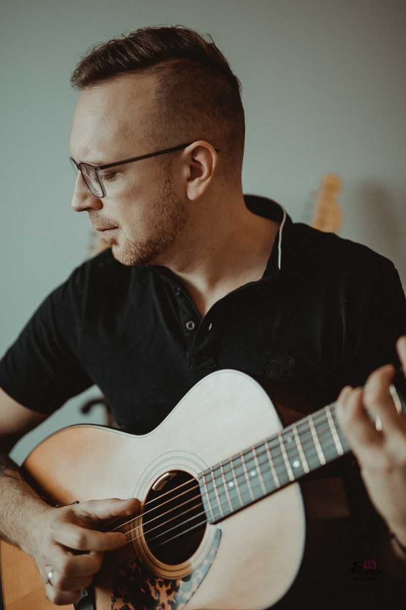 Nauka gry na gitarze i ukulele Olsztyn
