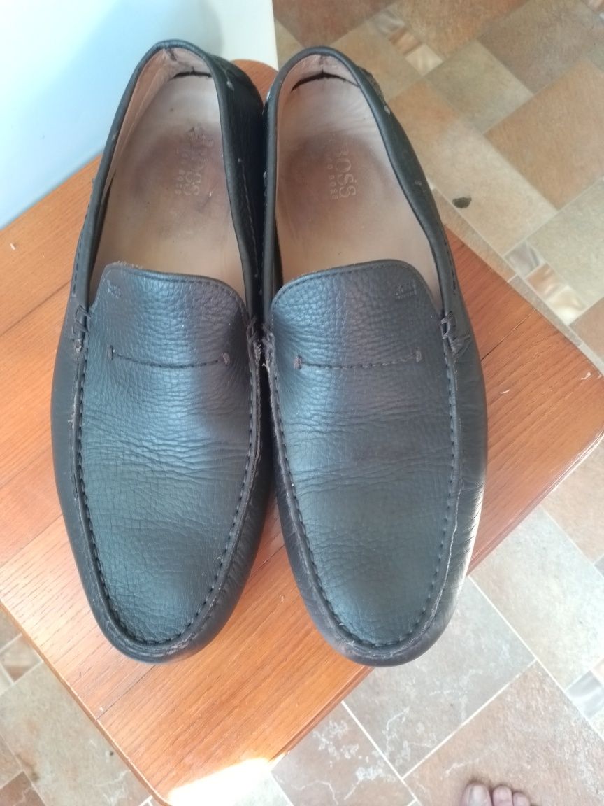 Продам туфли мокасины hugo boss 41