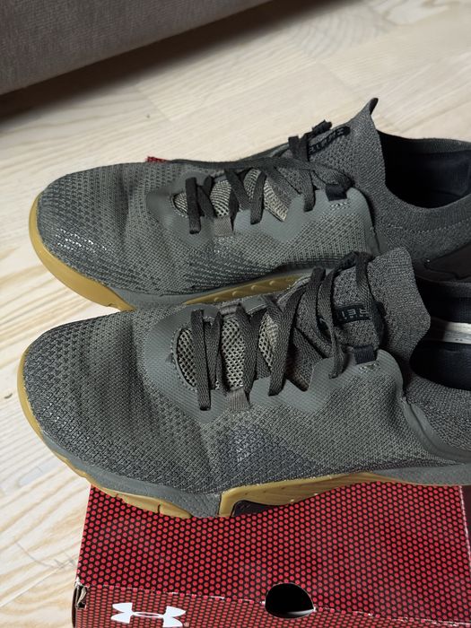 Кросівки чоловічі under armour tribase reign