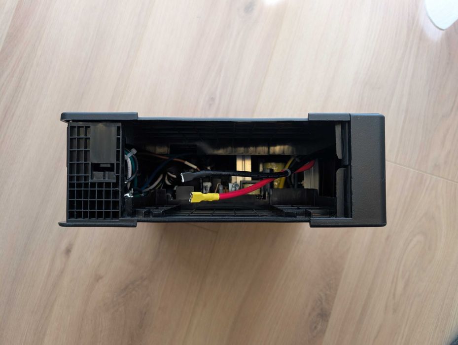 UPS Eaton Ellipse ECO USB DIN, 800 VA, 500 W (sem bateria)