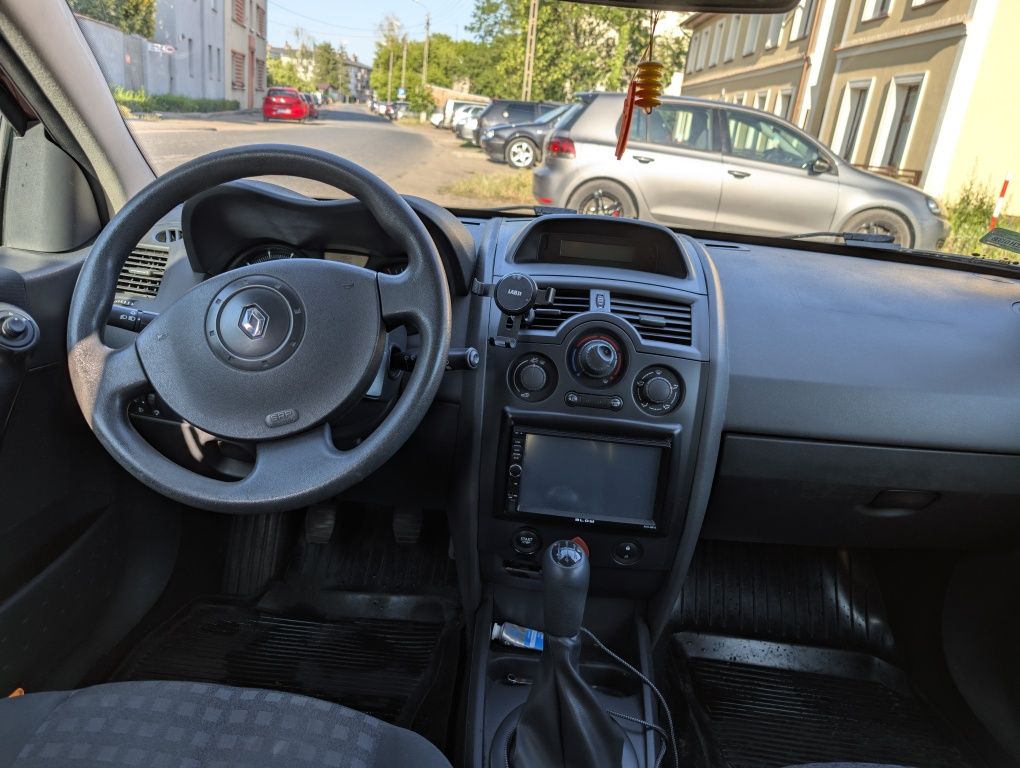 Renault Megane 2006rok 1.4v benzyna, niski przebieg