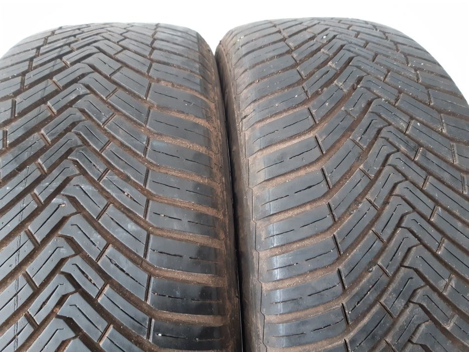 Całoroczne 215/55R17 Continental 2020r Montaż