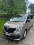 Wynajem busa Renault Trafic 9-osobowy