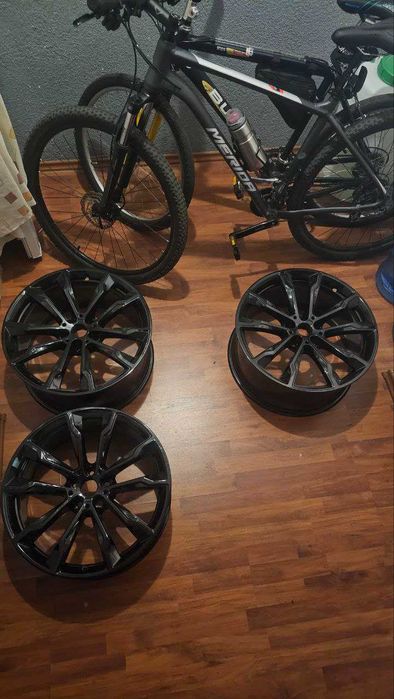 R20 оригінал BMW X3 X4 G01 G02 стиль 699M різноширокі диски бмв 5*112