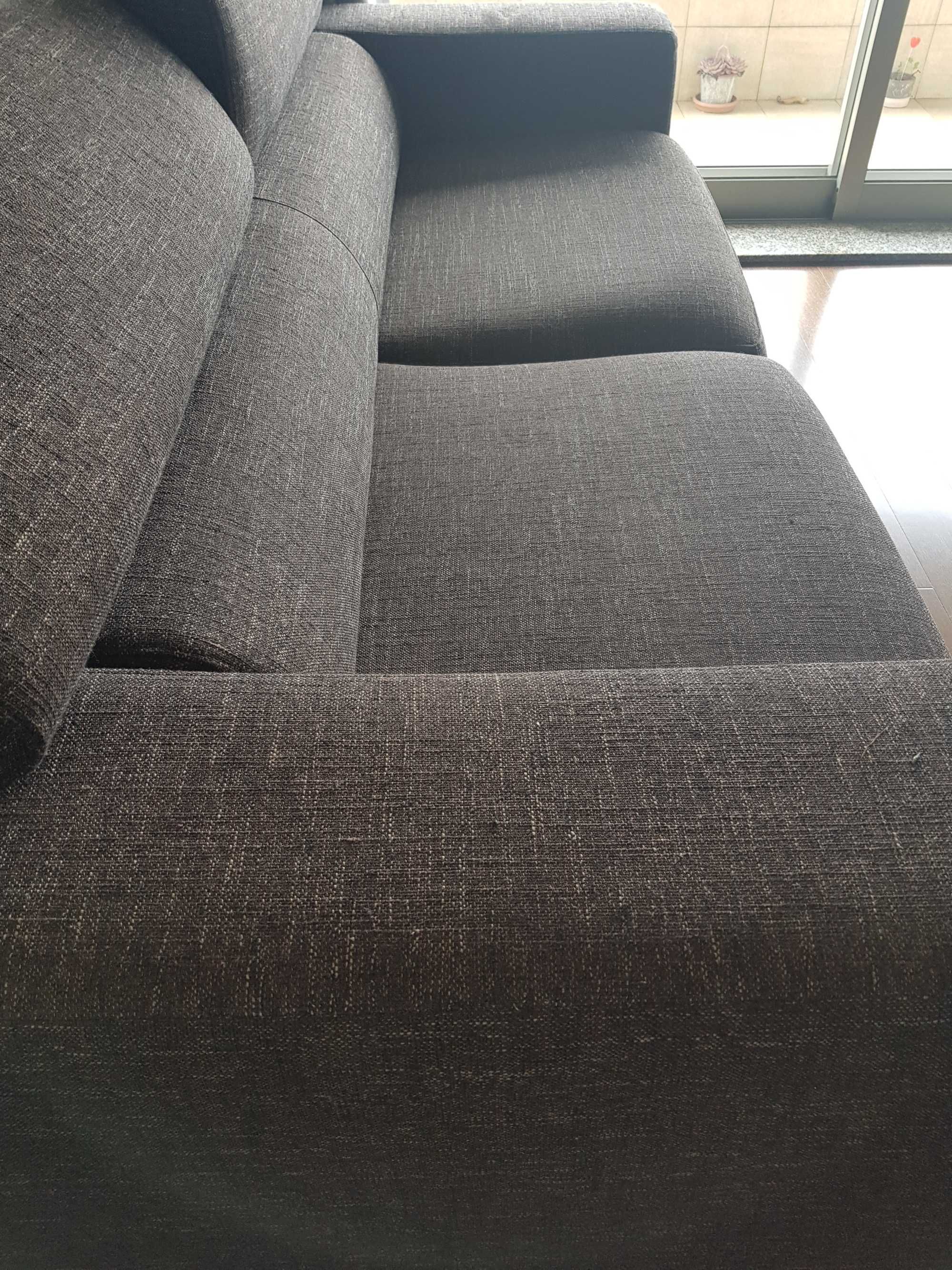 Sofá 3 lugares por 300€