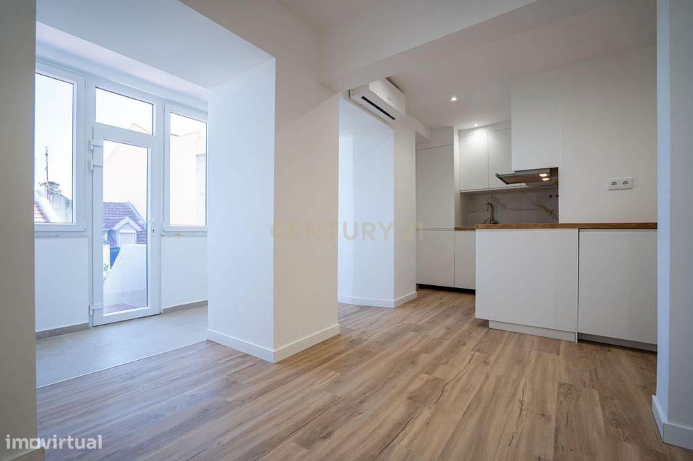 Apartamento T2, Rua do Mato Grosso, Santa Engrácia, São Vicente