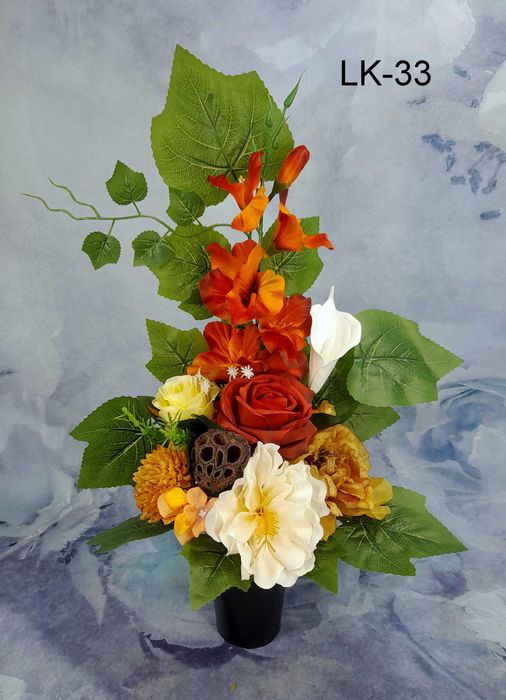 Kompozycje kwiatowe, bukiet + stroik na cmentarz, na grób, lampion