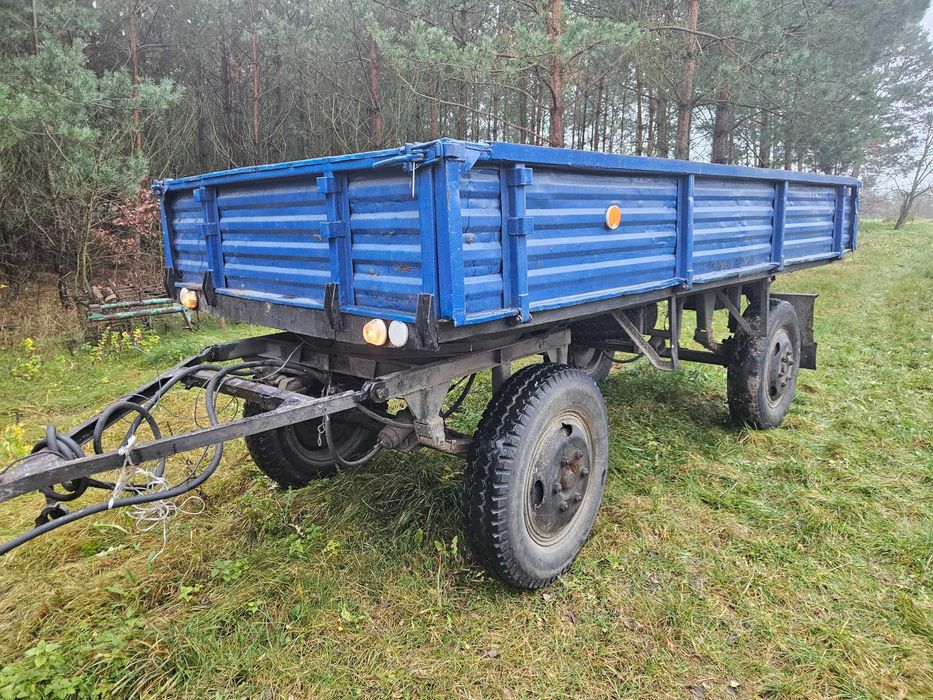 Przyczepa rolnicza wywrotka