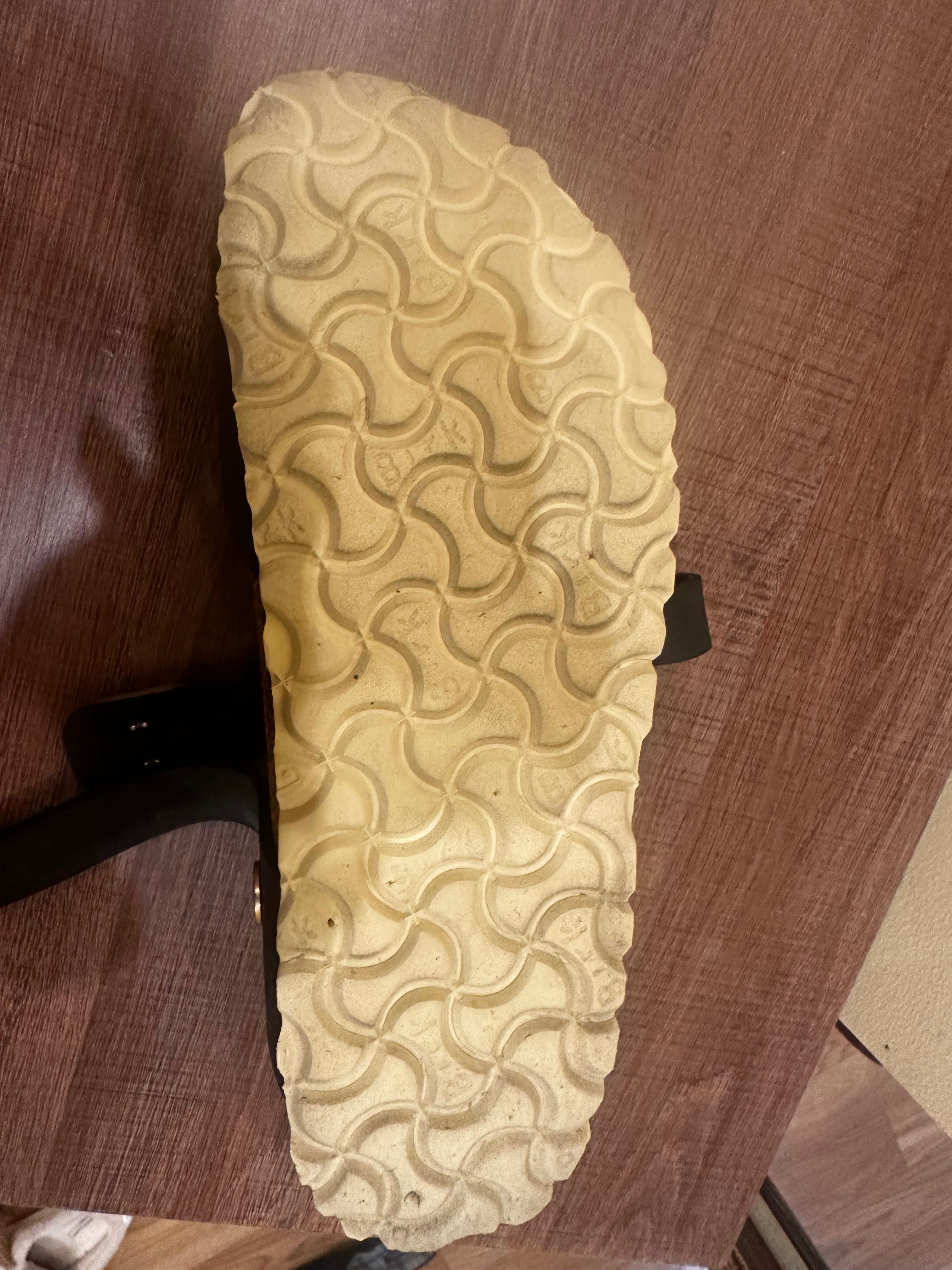 Сандалі Birkenstock 37 розмір