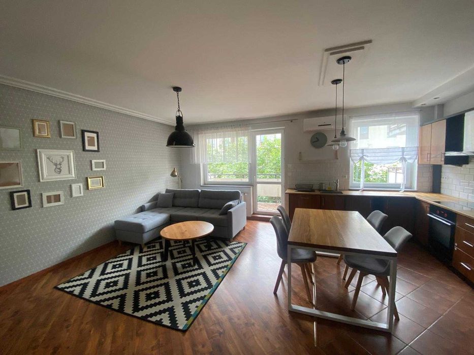 Wynajem mieszkanie centrum Bydgoszczy 63 m2 duży salon z aneksem