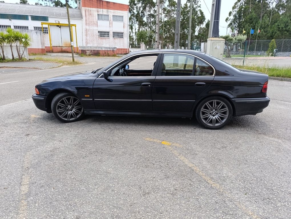 BMW e39 série 5 525 tds