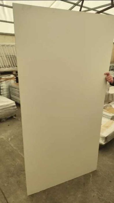 Płyty meblowe wiórowe lakierowane