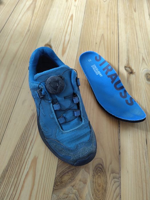 Buty sportowe Strauss rozmiar EU 33