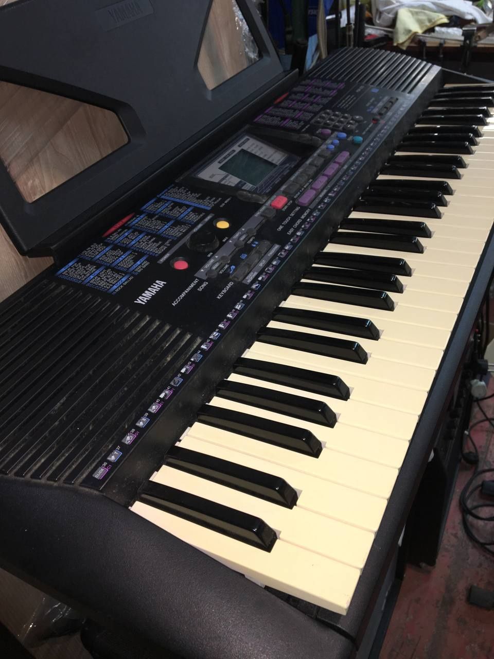 Синтезатор Yamaha PSR 220