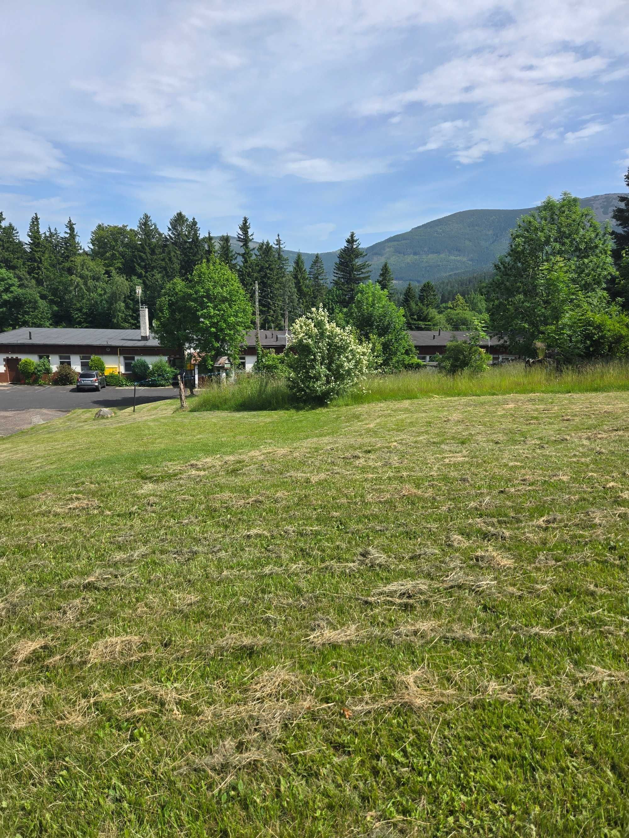 Karpacz – działka 5427 m², MPZP B1, widok na Śnieżkę, media
