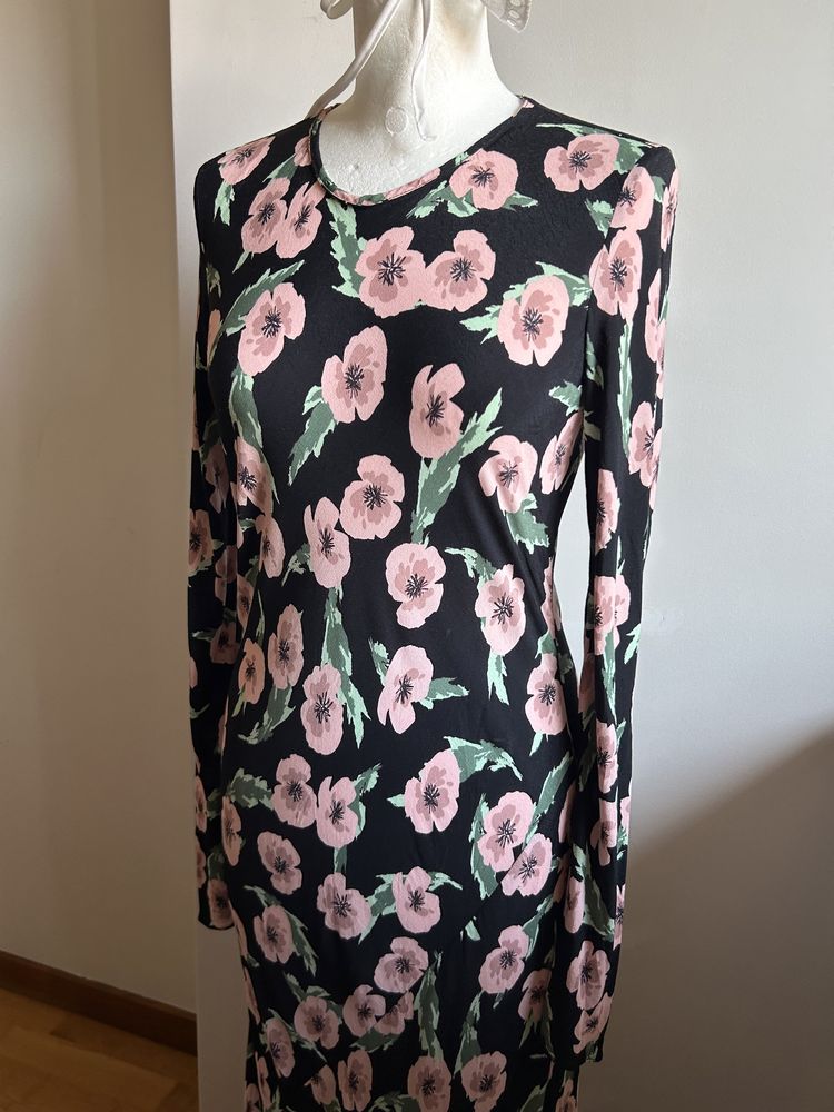 Bonito vestido estampado que veste 38/40/42