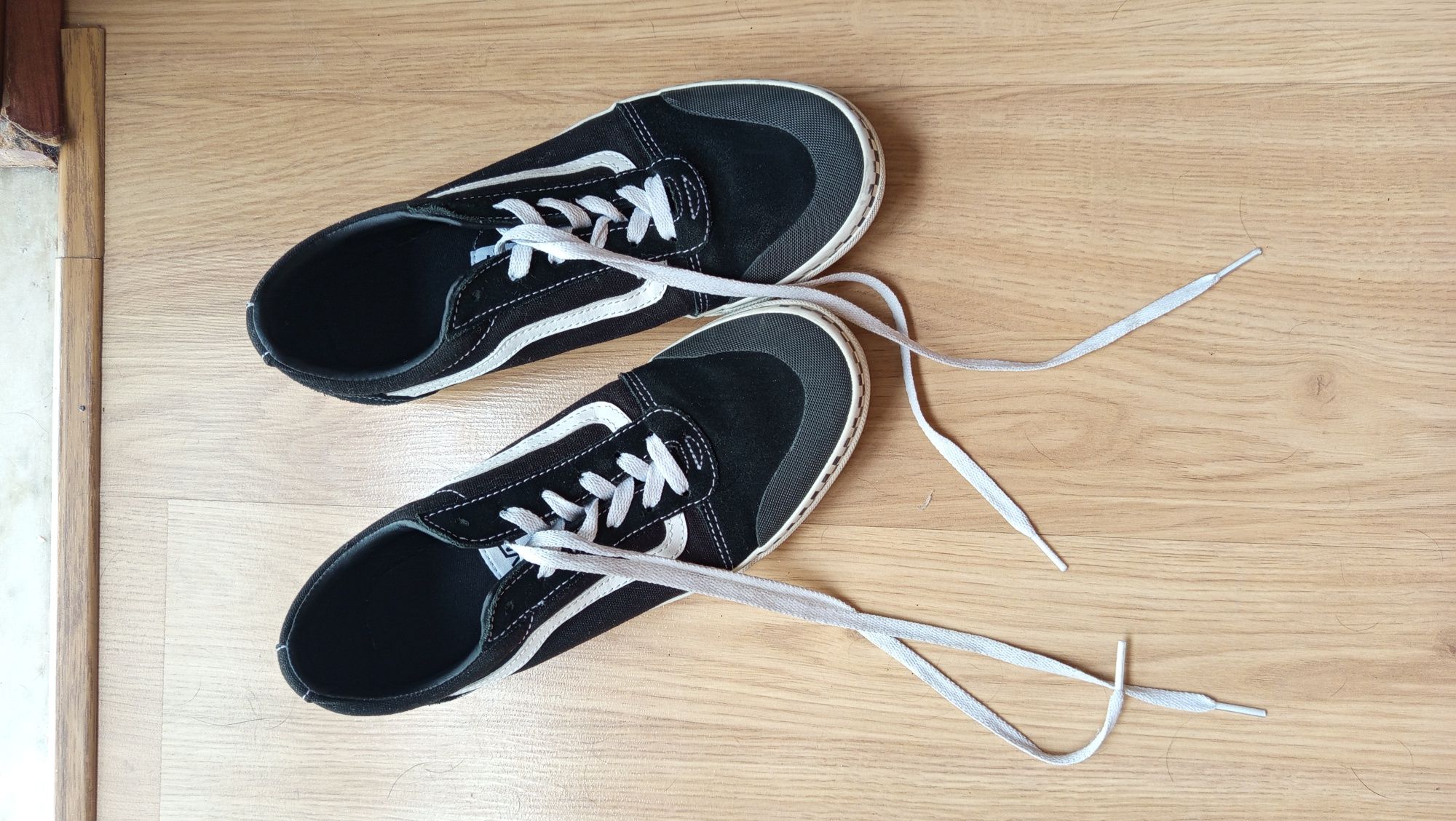 Sapatilhas Vans Ward Dw tamanho 39