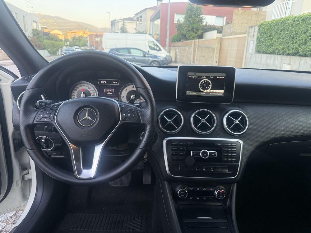 Mercedes A180 Automatico Como Novo
