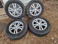 Felgi z oponami zimowymi 215/65/16 Nissan Qashqai 2