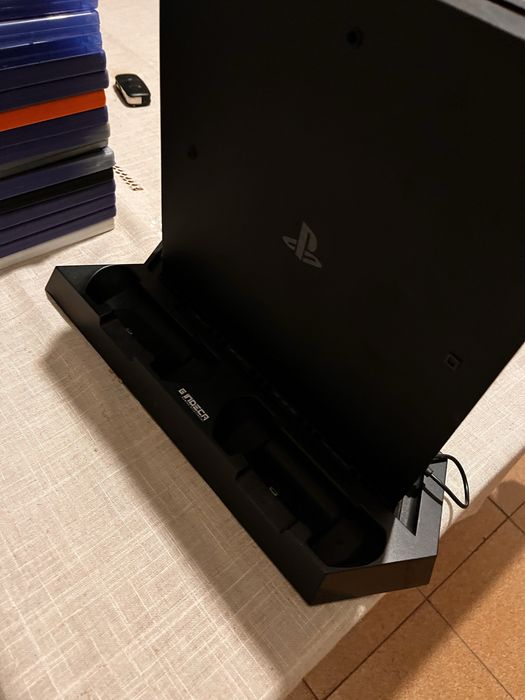 Estacao de refrigeracao/carregamento ps4