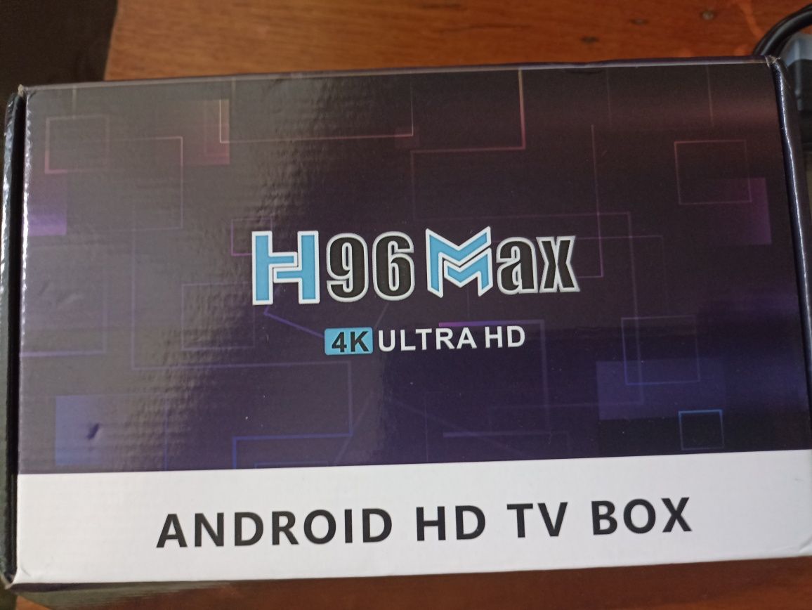 Смарт ТВ приставка Н96 MAX V11 4/64Gb