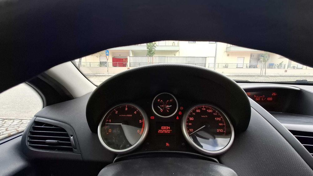 Peugeot 207 1.4 HDi