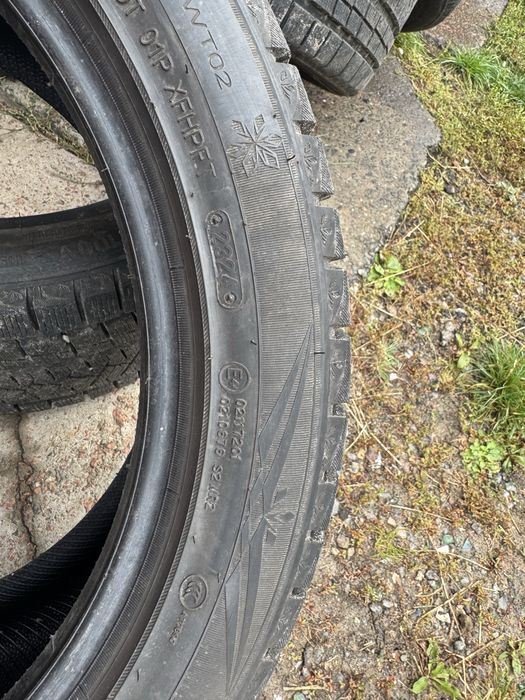 Зимові Шини 245/45 R18 100V XL Triangle Snowlink PL02