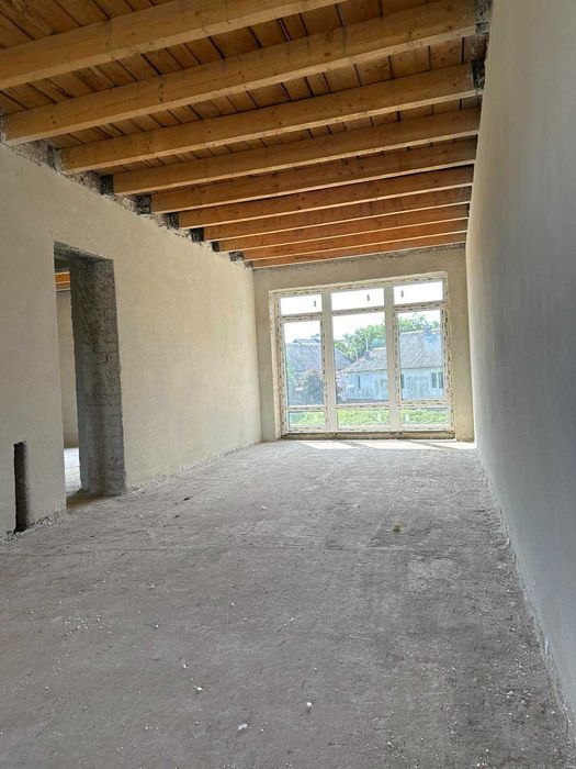 Продаж будинку у Львові