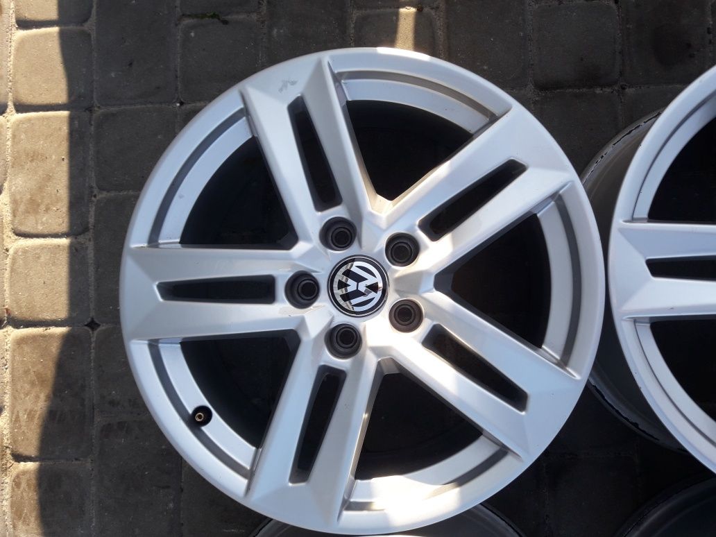Alufelgi 17" 5x112 Do VW Jetta Touran Passat