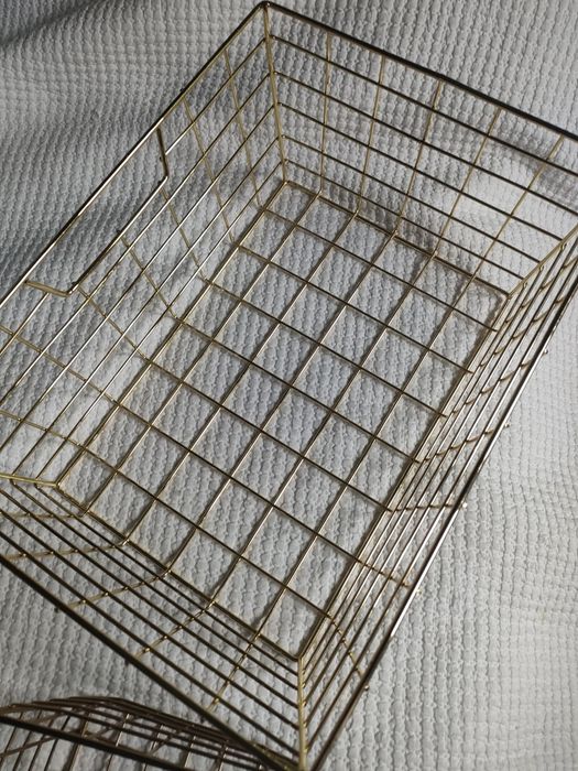 Cestos organizadores de metal de Amazon