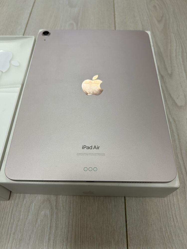 iPad Air (5-Gen) 256Gb, m1, 2022г, как новый!