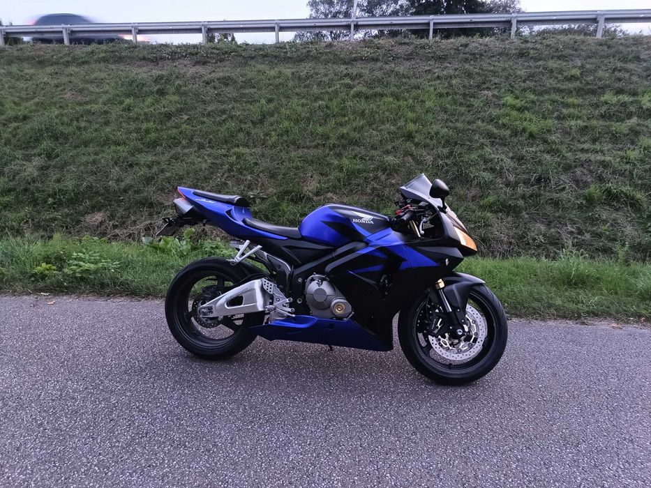 Honda CBR 600rr PC37 2005 r