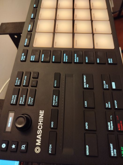 NI Maschine Mikro Mk3