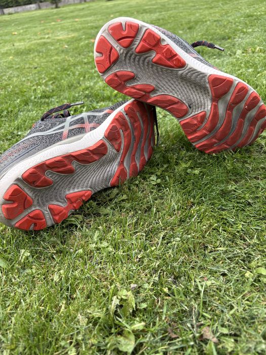 Buty do biegania męskie Asics 42, jak nowe