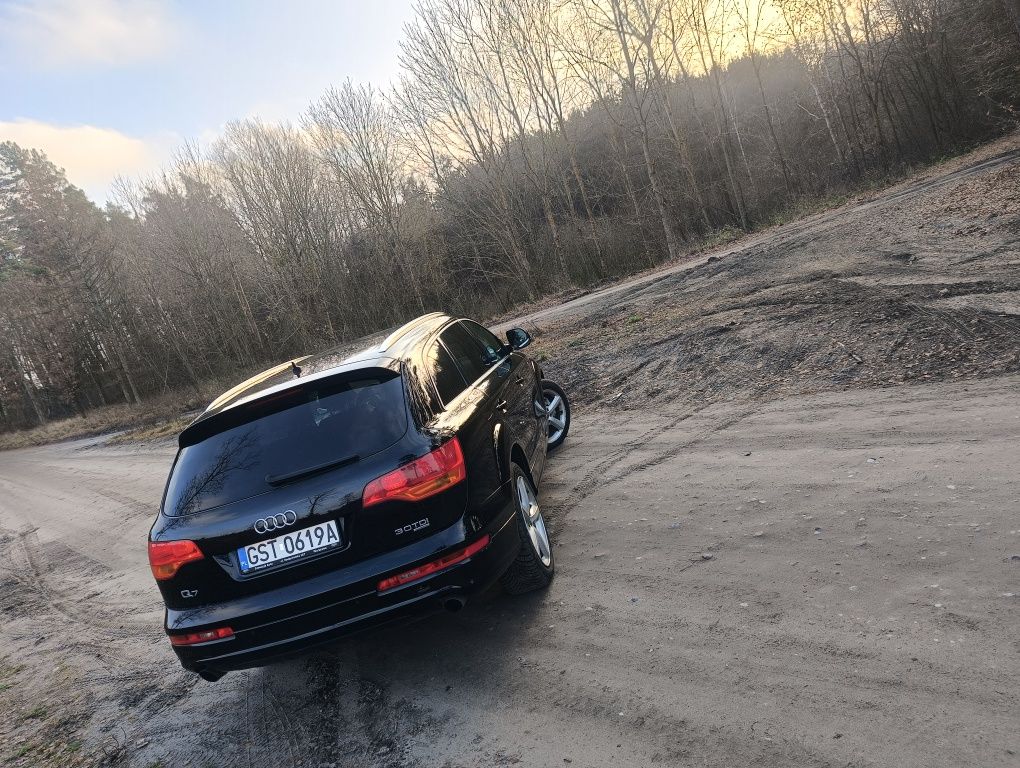 Sprzedam Audi Q7