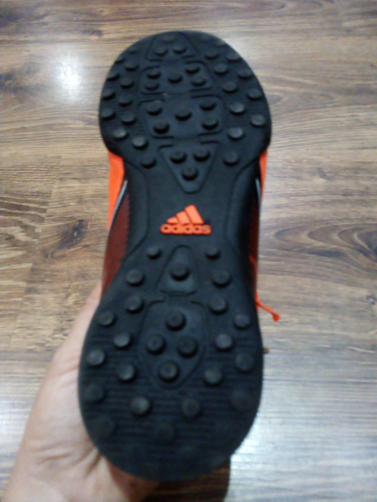 Korkotrampki halowki adidas r 31 firmowe buty do piłki nożnej 10zł