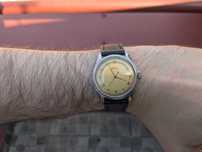 Alpina przepiękny szwajcarski zegarek mechaniczny z lat 60 sector dial