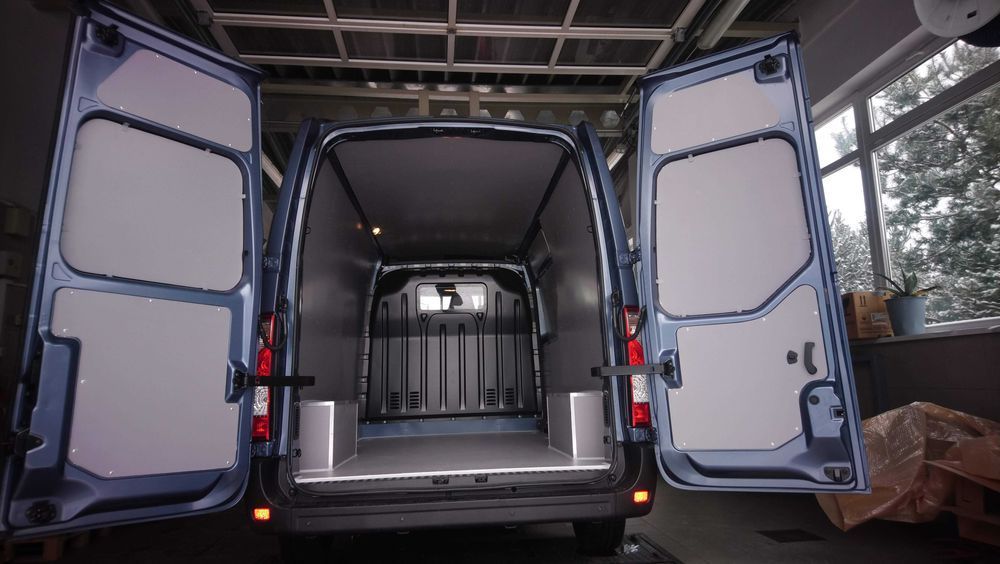 Opel Movano L2H2 Profesjonalne zabudowy aut dostawczych KNAUTECH