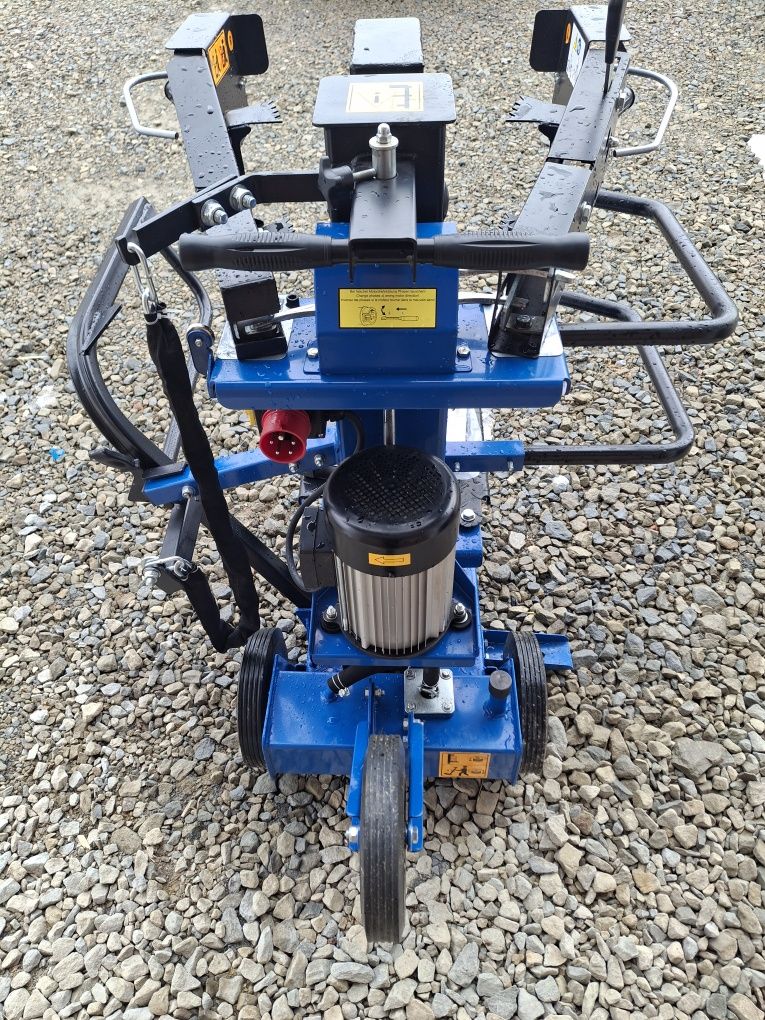 Łuparka do drewna rębak Scheppach Compact 15T stojąca 3500W 400V