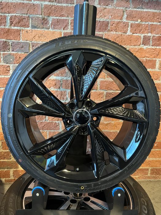 Koła Letnie 18 Audi A3 S3 8P 8V 8Y Nowe 225/40R18 Felgi RS 2024