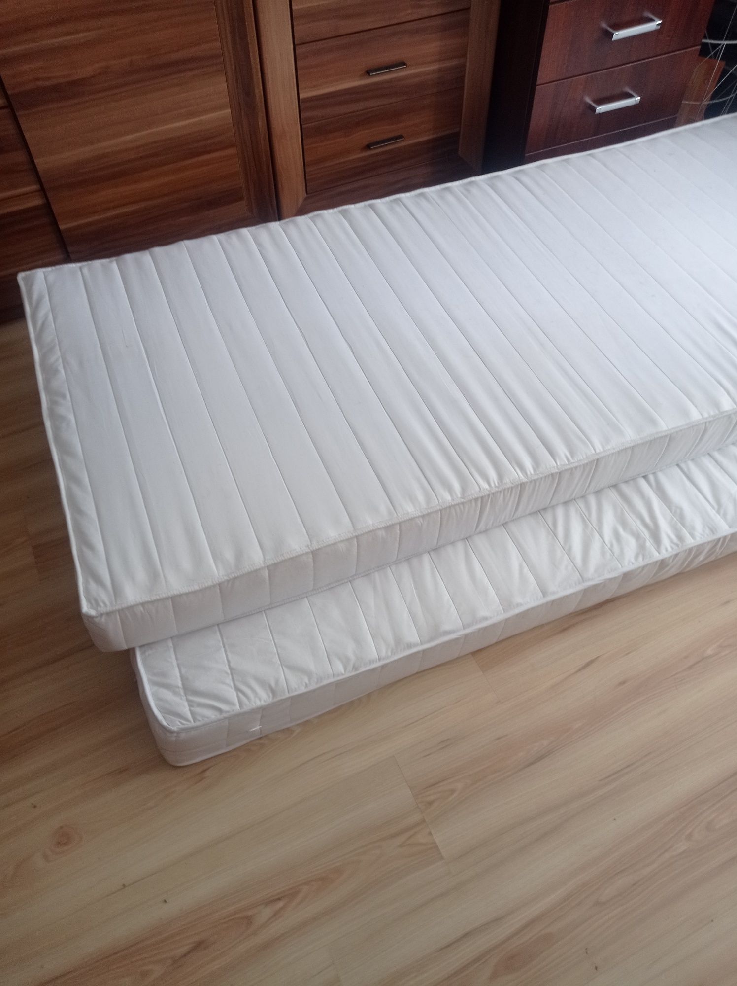 Materac piankowy 200x90