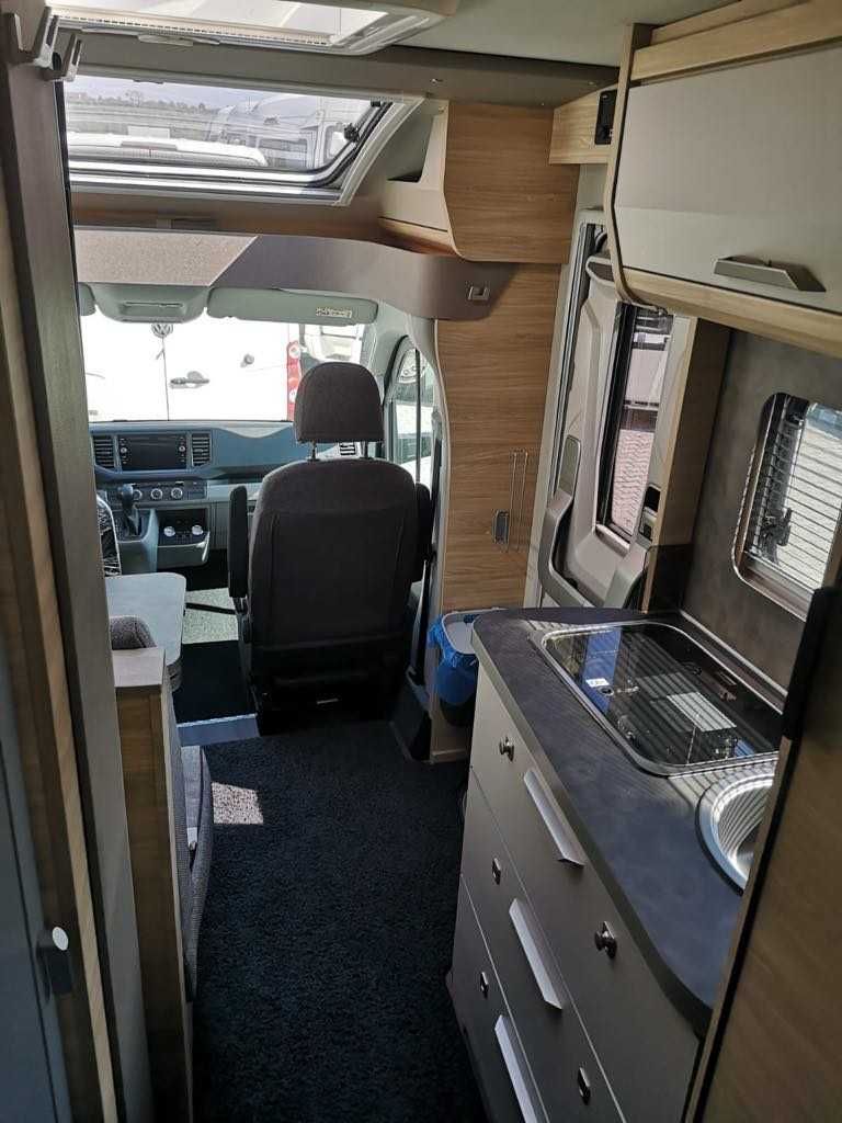 Kamper Wynajem Camper  Wersja PREMIUM , Knaus Platinium 4x4 , Automat